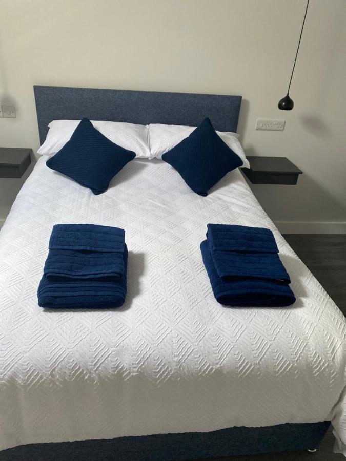 Апартаменты Ballymullock Barn Lofts *